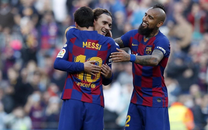 海星体育-包含排球赛场再起风云：岭东青龙队读秒绝平荆楚火狐队，新援首秀制胜高压逼抢成功的词条