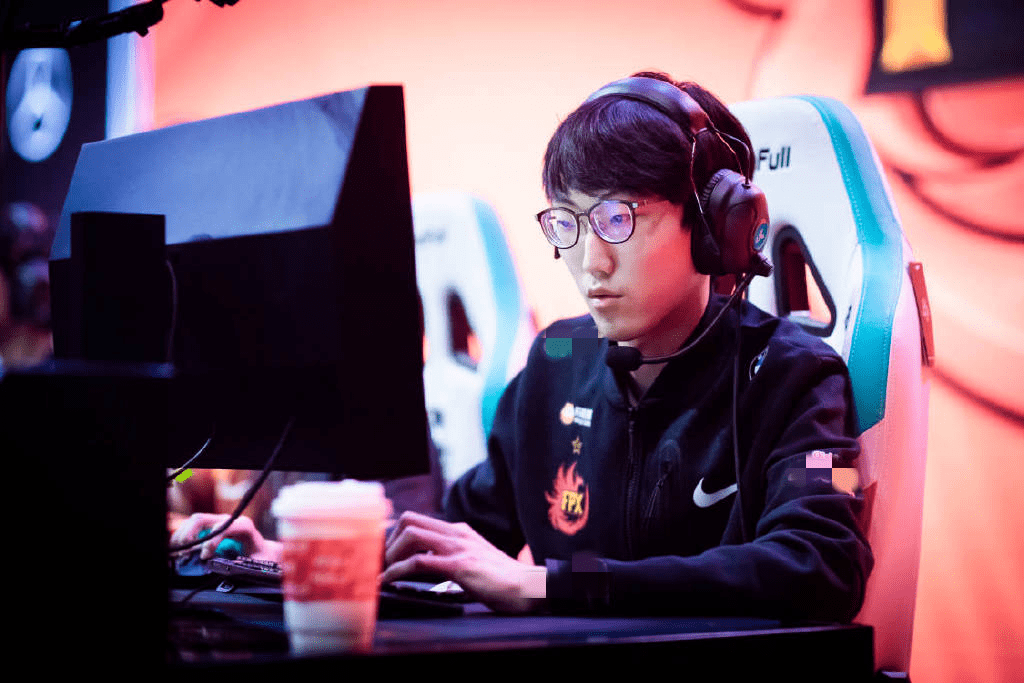 海星直播-Doinb连续十二场比赛得分超过突破纪录，中国队挑战极限！的简单介绍